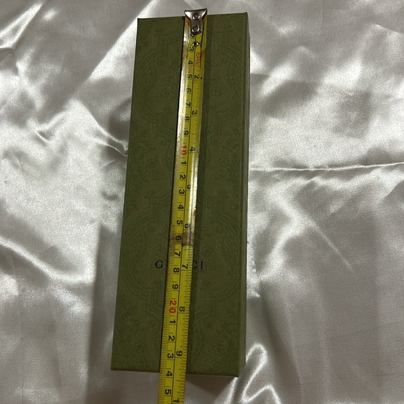 Gucci Authentic Box - Picture 2 of 4
